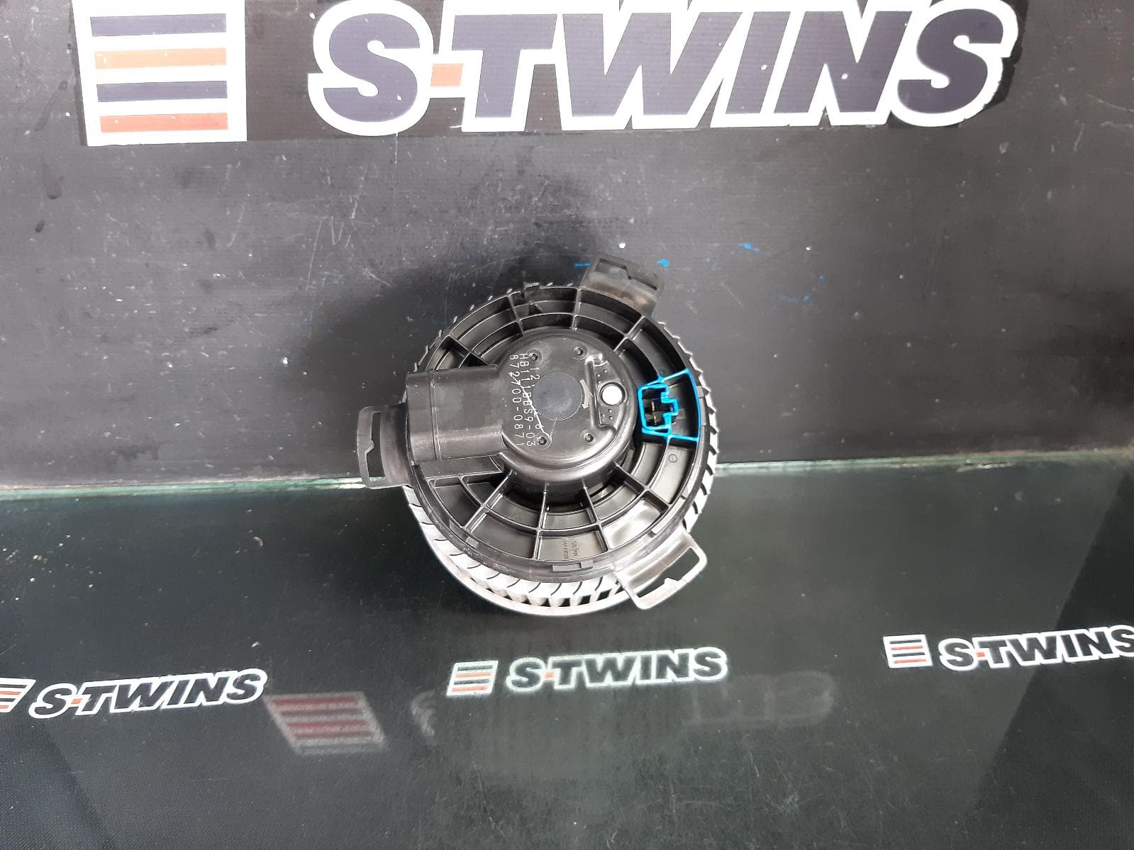 Used auto part listing image: 2012 MAZDA 3 HEATER FAN MOTOR BL, 04/09-10/13 0000371682