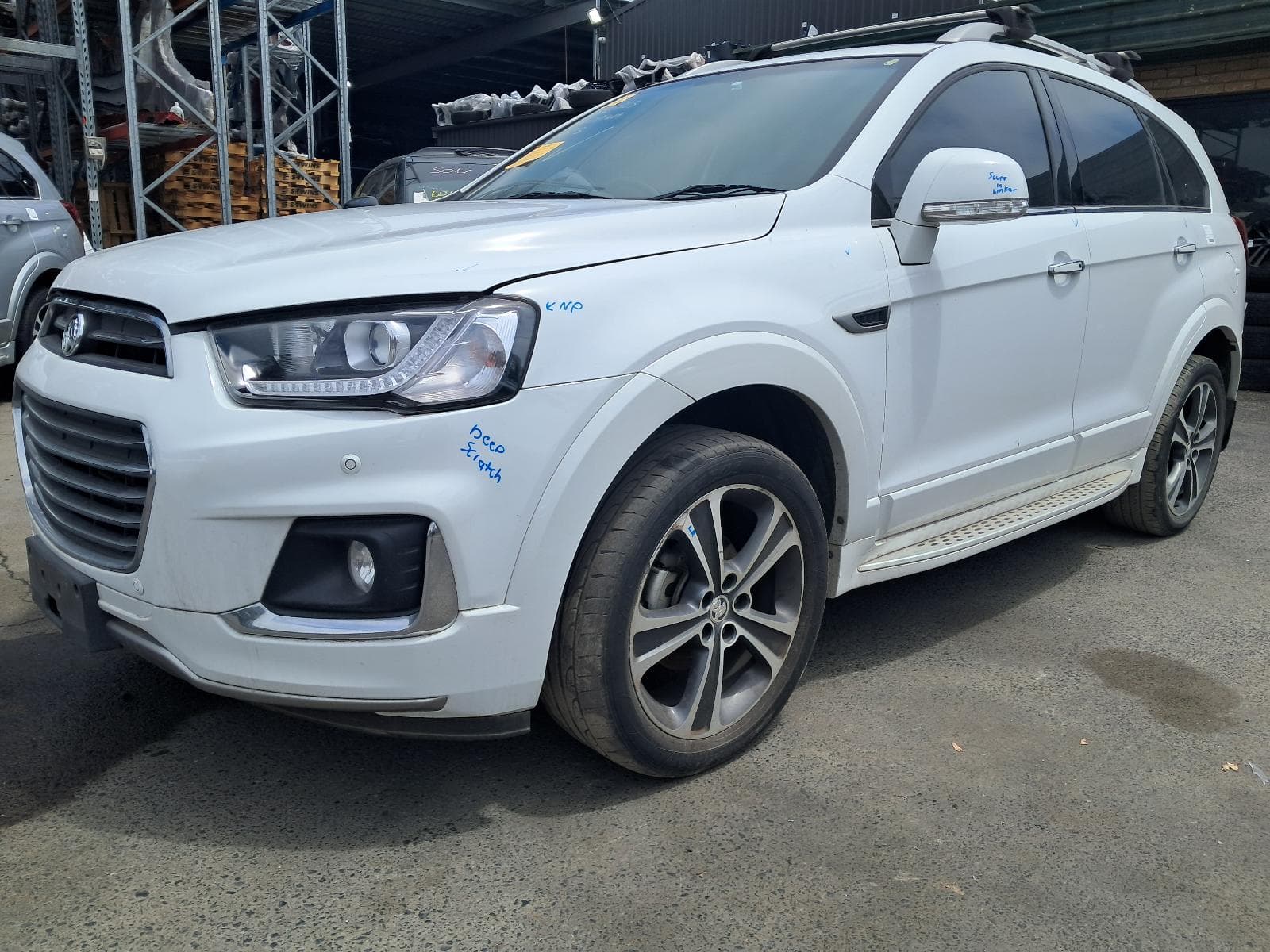Featured wrecking vehicle: 2016 HOLDEN CAPTIVA (stock 10016)