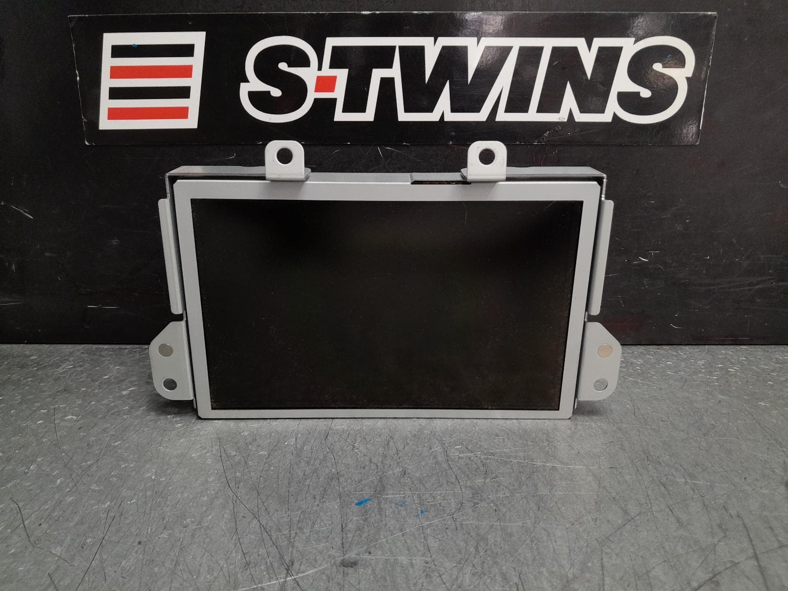 Used auto part listing image: 2015 FORD FOCUS DISPLAY UNIT (FORD AUDIO SYSTEM), SYNC II, LZ, 07/15-11/18 0000372947
