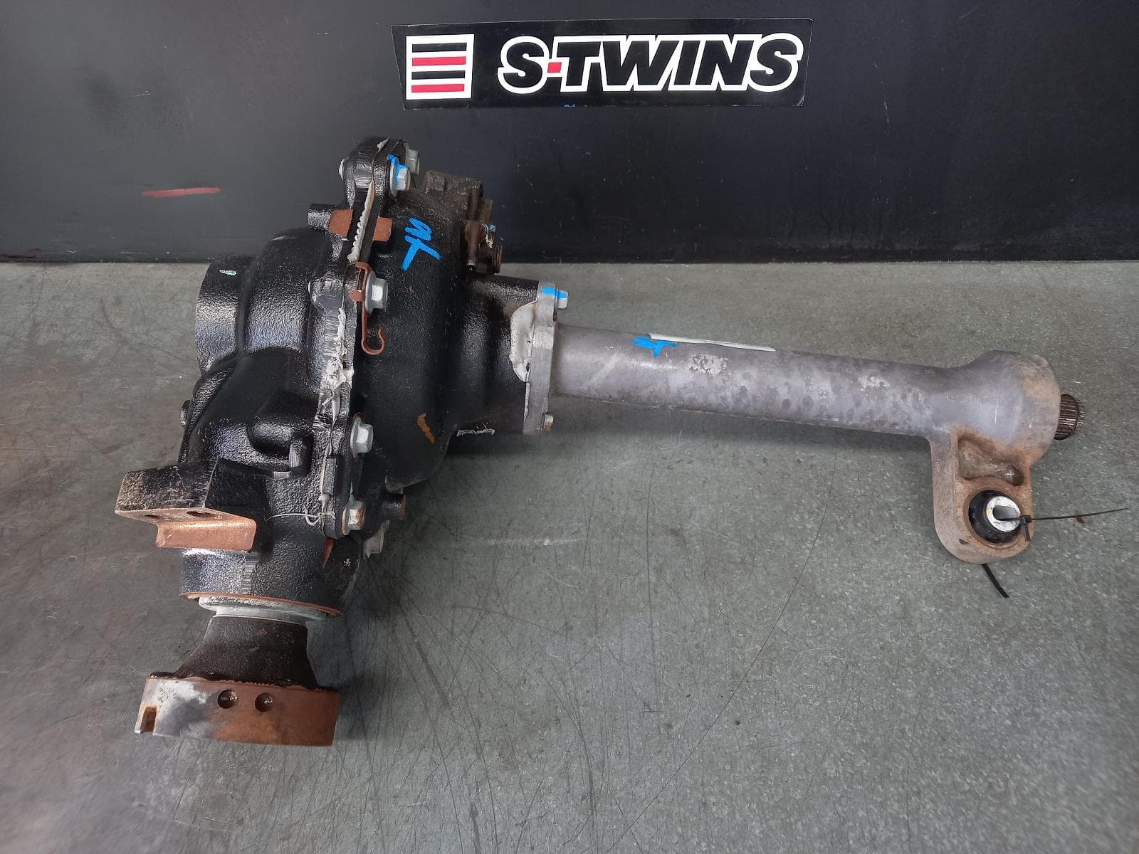Used auto part listing image: 2014 FORD RANGER DIFFERENTIAL CENTRE FRONT, 3.2, DIESEL, MANUAL T/M, PX, 3.55 RATIO, 06/11-01/18 0000371940