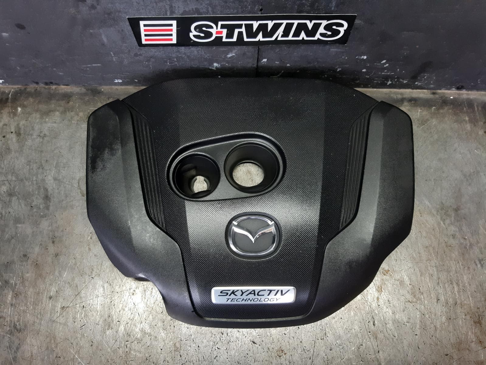 Used auto part listing image: 2016 MAZDA CX9 ENGINE COVER TC, 07/16-12/24 0000371888