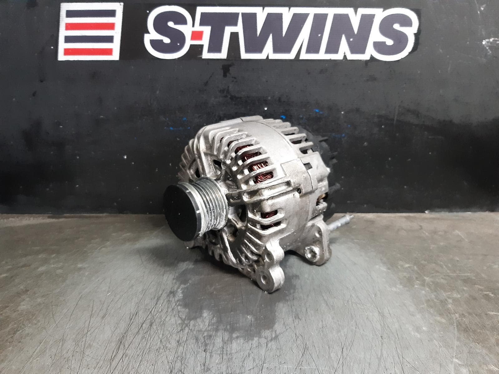 Used auto part listing image: 2010 VOLKSWAGEN JETTA ALTERNATOR PETROL, 1.4, VALEO, 1KM, 11/08-07/11 0000372065