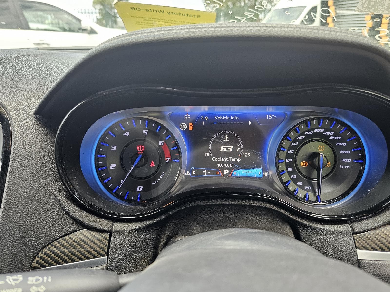 2015 CHRYSLER 300C 2