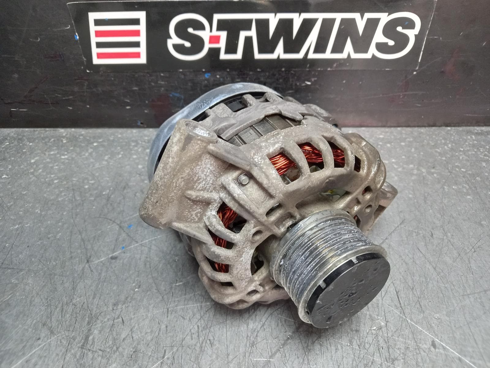 Used auto part listing image: 2014 FORD RANGER ALTERNATOR DIESEL, 3.2, P5AT, PX SERIES 1, 06/11-06/15 0000373439