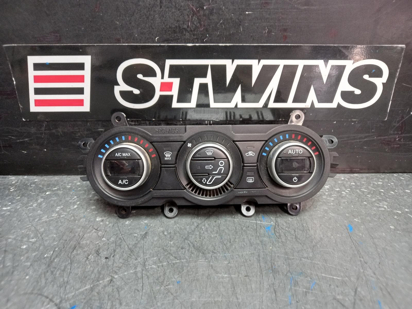 Used auto part listing image: 2014 FORD RANGER HEATER AC CONTROLS PX, CLIMATE CONTROL TYPE, 06/11-06/15 0000373455