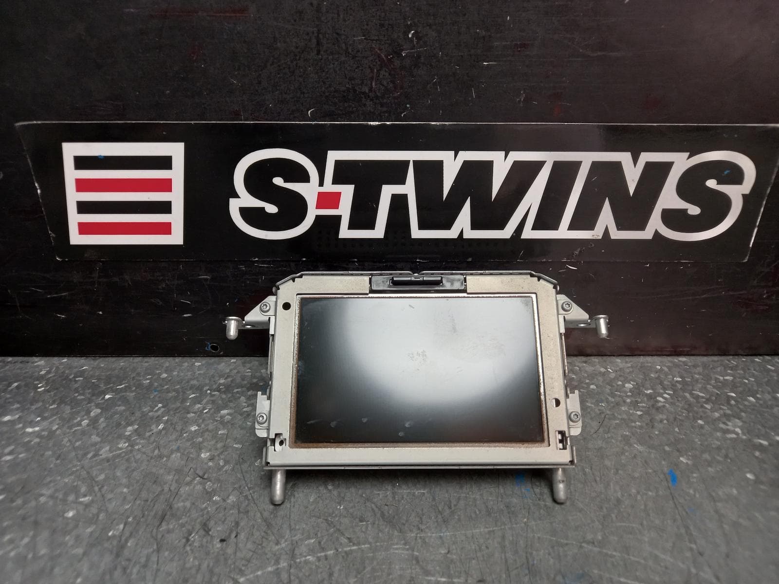 Used auto part listing image: 2014 FORD RANGER DISPLAY UNIT ONLY, 3.5IN, NON SAT NAV TYPE, PX SERIES 1-3, 06/11-04/22 0000373457