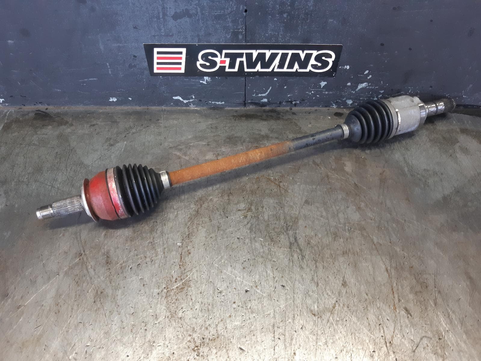 Used auto part listing image: 2011 SUBARU FORESTER LEFT DRIVESHAFT FRONT, TURBO, 02/08-12/12 0000373291