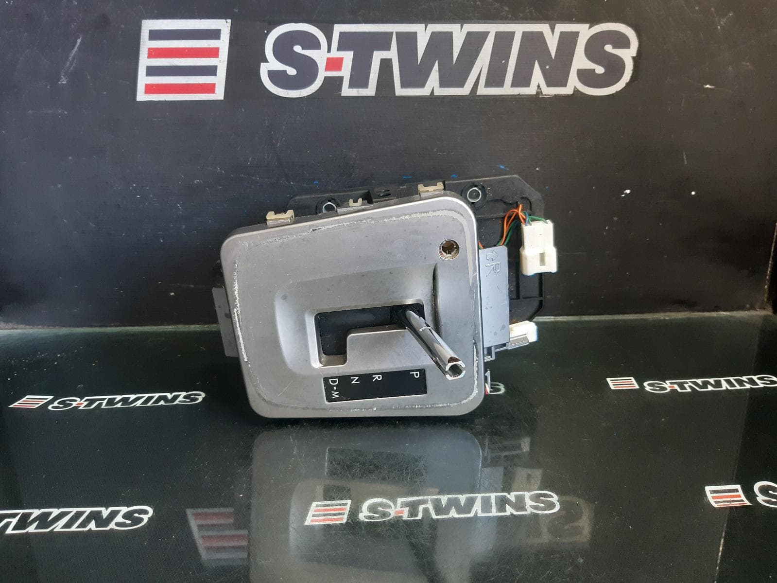 Used auto part listing image: 2013 SUBARU IMPREZA GEAR STICK SHIFTER G4, AUTO T/M, 12/11-08/17 0000374838