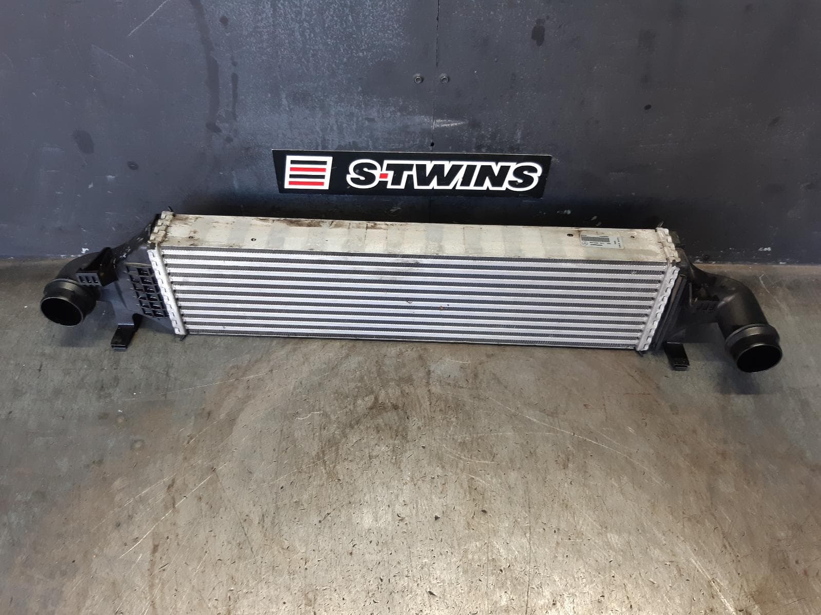 Used auto part listing image: 2018 MERCEDES GLA CLASS INTERCOOLER PETROL, 2.0, X156, GLA250, NON AMG, 04/14-01/20 0000371612