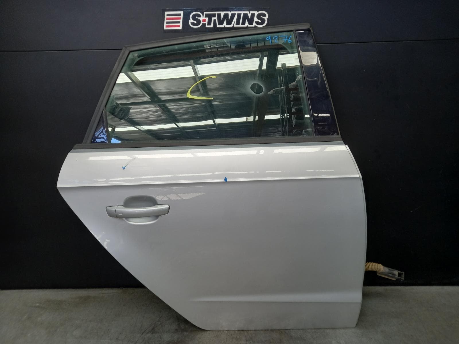 Used auto part listing image: 2014 AUDI A3 RIGHT REAR DOOR SLIDING 8V, A3/S3/RS3, HATCH, 03/13-10/20 0000374438