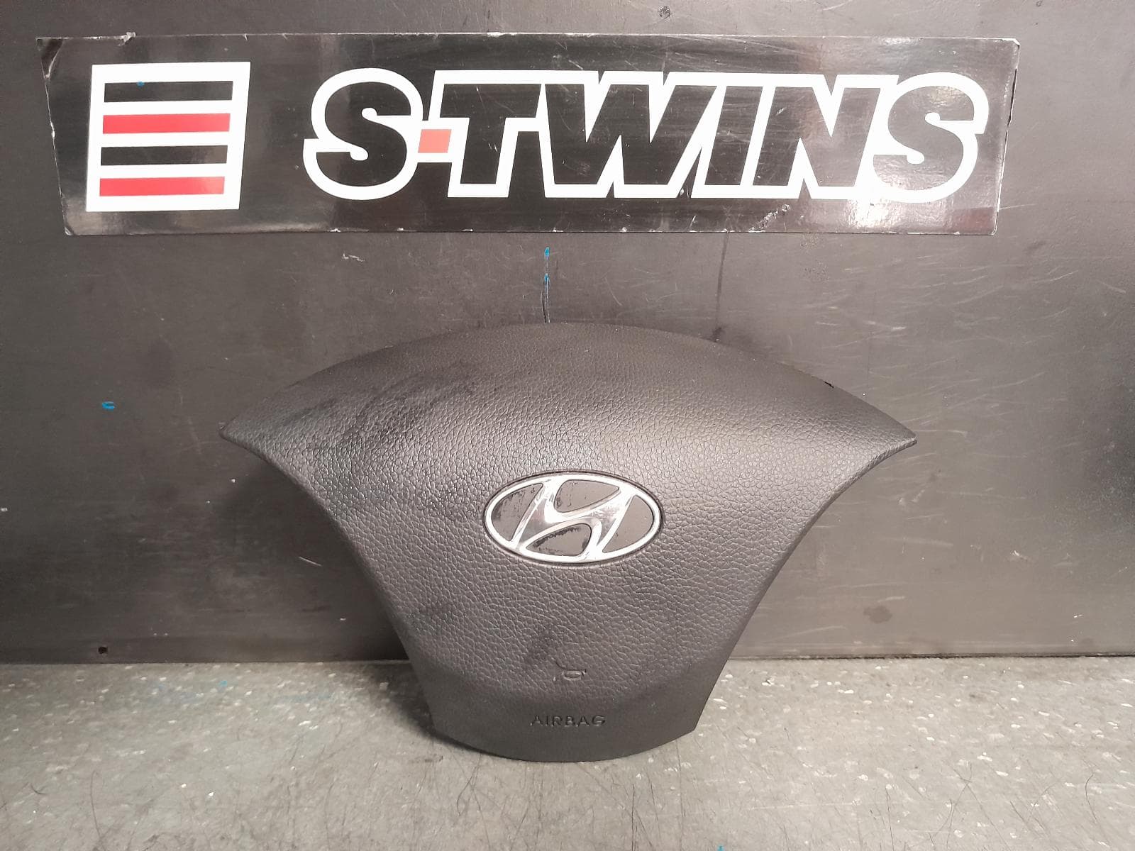 Used auto part listing image: 2015 HYUNDAI I30 RIGHT AIRBAG STEERING WHEEL, GD, 5DR HATCH, 03/12-02/17 0000375825