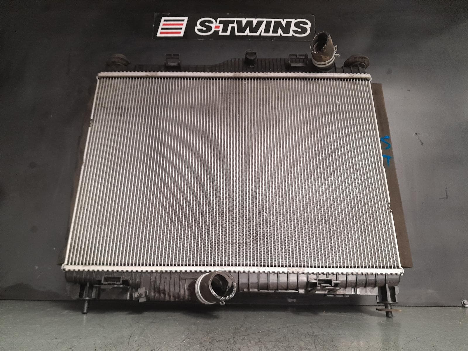 Used auto part listing image: 2021 FORD PUMA RADIATOR AUTO, 1.0, PETROL, JK, 03/20-09/23 0000376390
