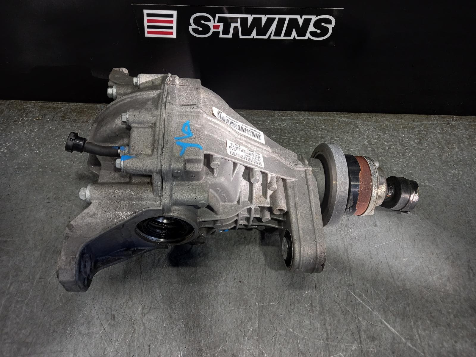 Used auto part listing image: 2021 JEEP GRANDCHEROKEE DIFFERENTIAL CENTRE REAR, 3.0, DIESEL, 4WD, STANDARD TYPE, WK, 3.44/3.45 RATIO, 10/10-02/22 0000280713