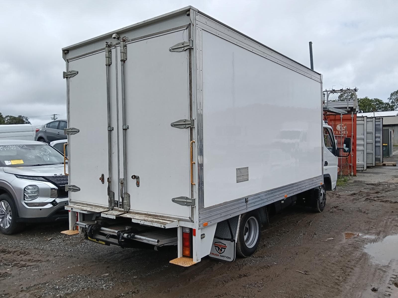 2021 MITSUBISHI CANTER 5