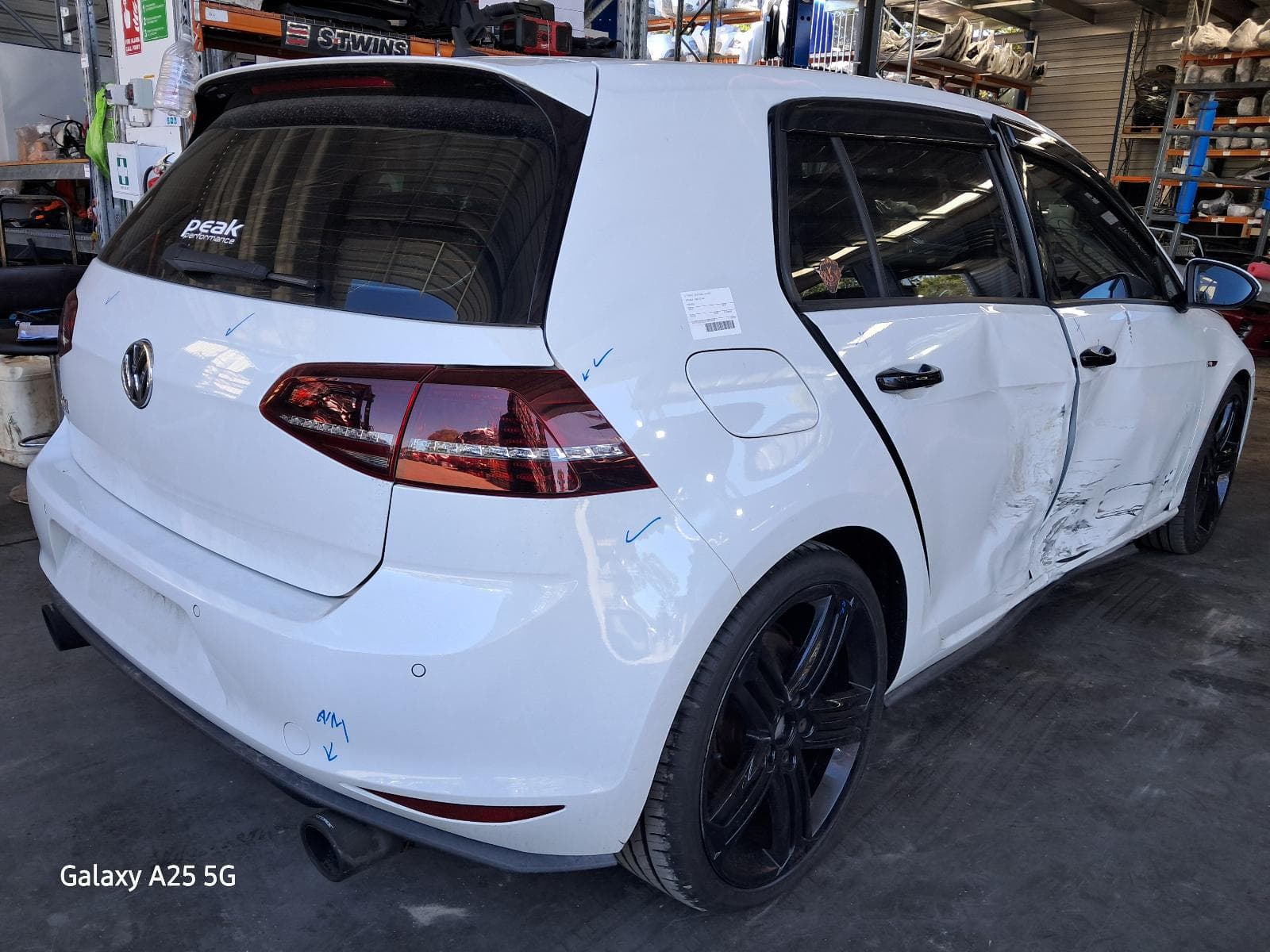 2014 VOLKSWAGEN GOLF 3