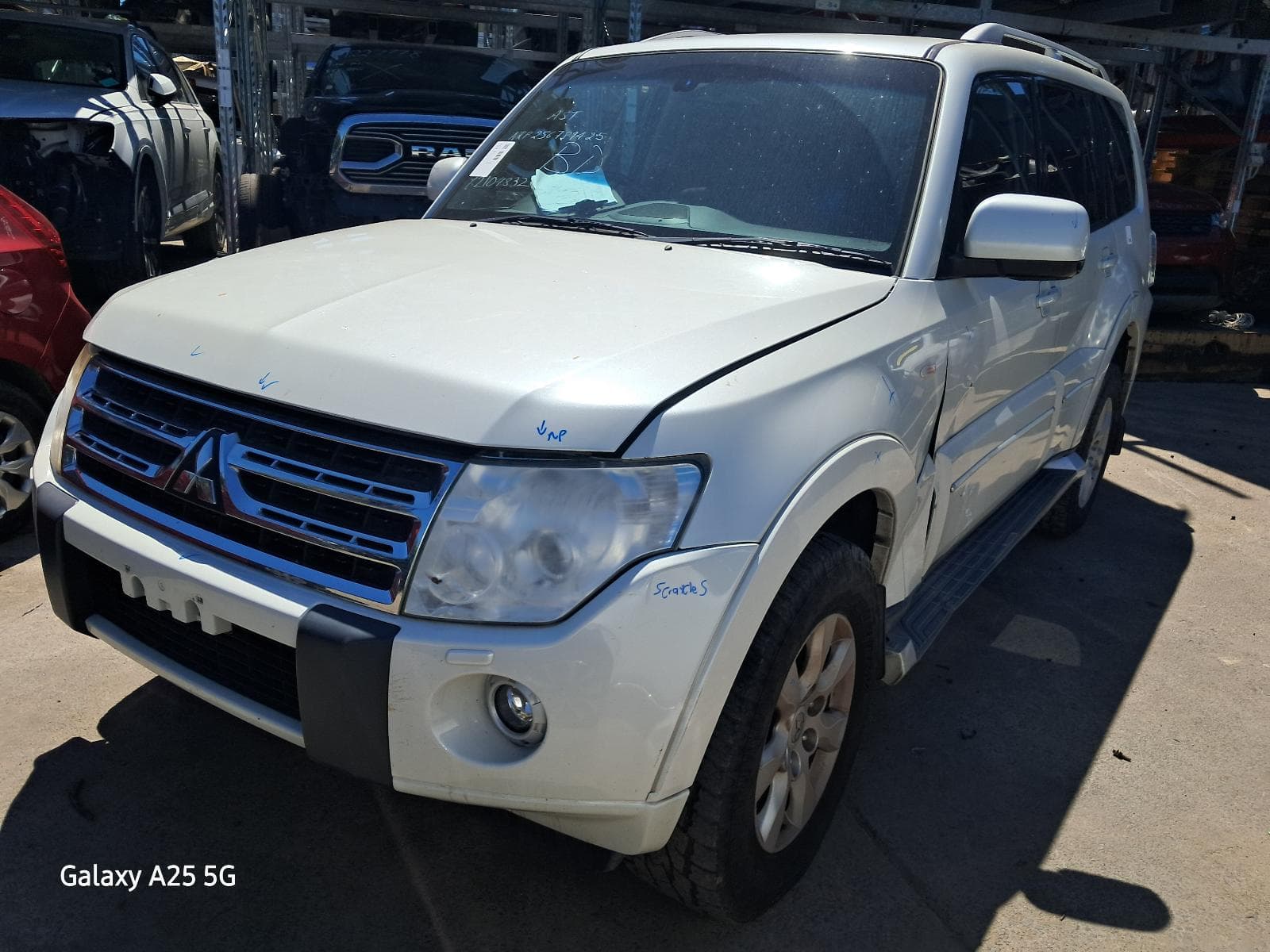 2010 MITSUBISHI PAJERO 4