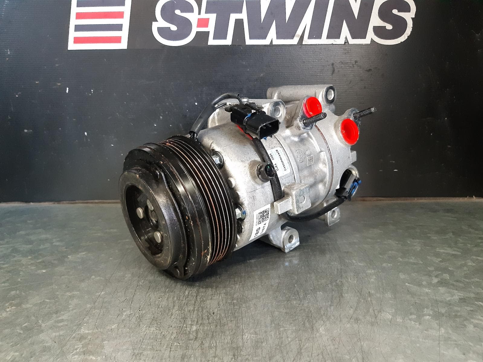 Used auto part listing image: 2020 HYUNDAI I30 A C COMPRESSOR PETROL, 2.0, G4KH, PD, TURBO, HATCH/FASTBACK (CZECH VIN TMAH), 03/17- 0000167846