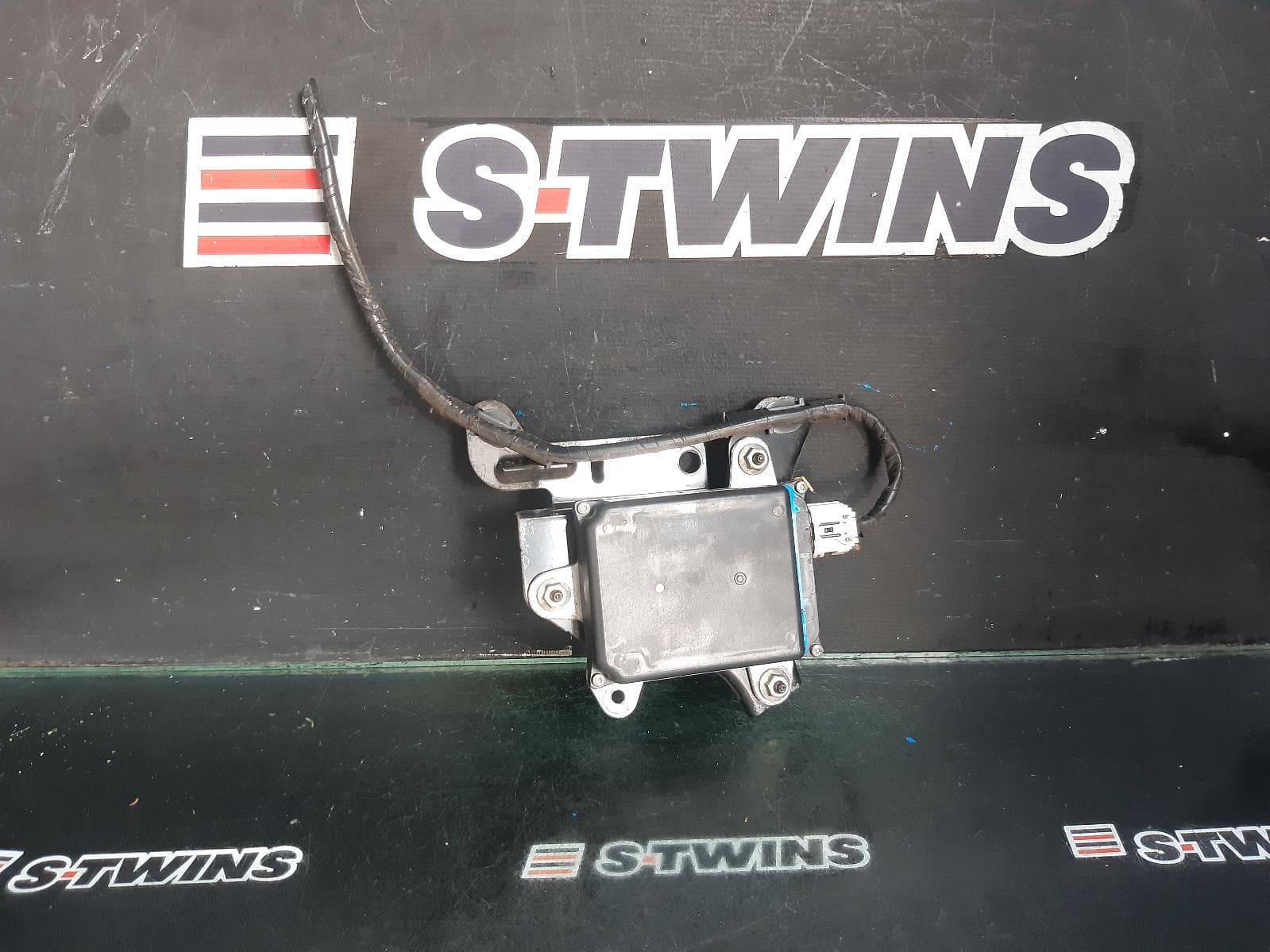 Used auto part listing image: 2016 MAZDA CX5 REVERSE CAMERA BLIND SPOT MONITOR SENSOR (LH REAR BEHIND BUMPER), KE, 12/14-12/16 0000377415