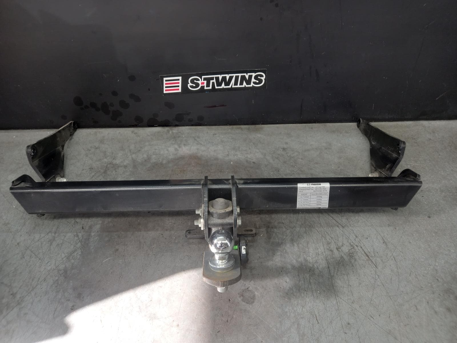 Used auto part listing image: 2020 MAZDA CX5 TOWBAR KF, 02/17- 0000377334