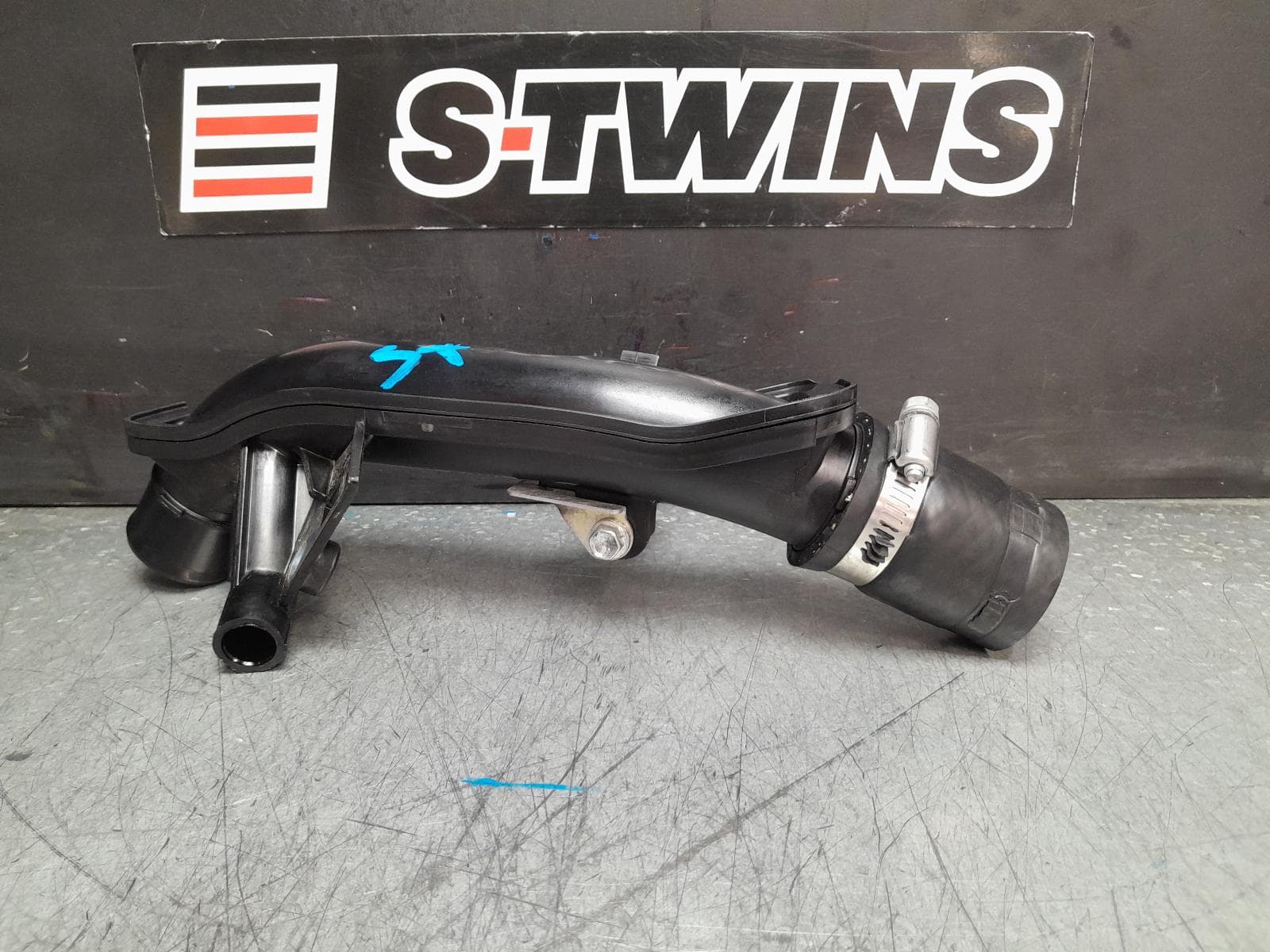 Used auto part listing image: 2018 TOYOTA C-HR INTERCOOLER PETROL, 1.2, GEN 1, 12/16-09/23 0000377220