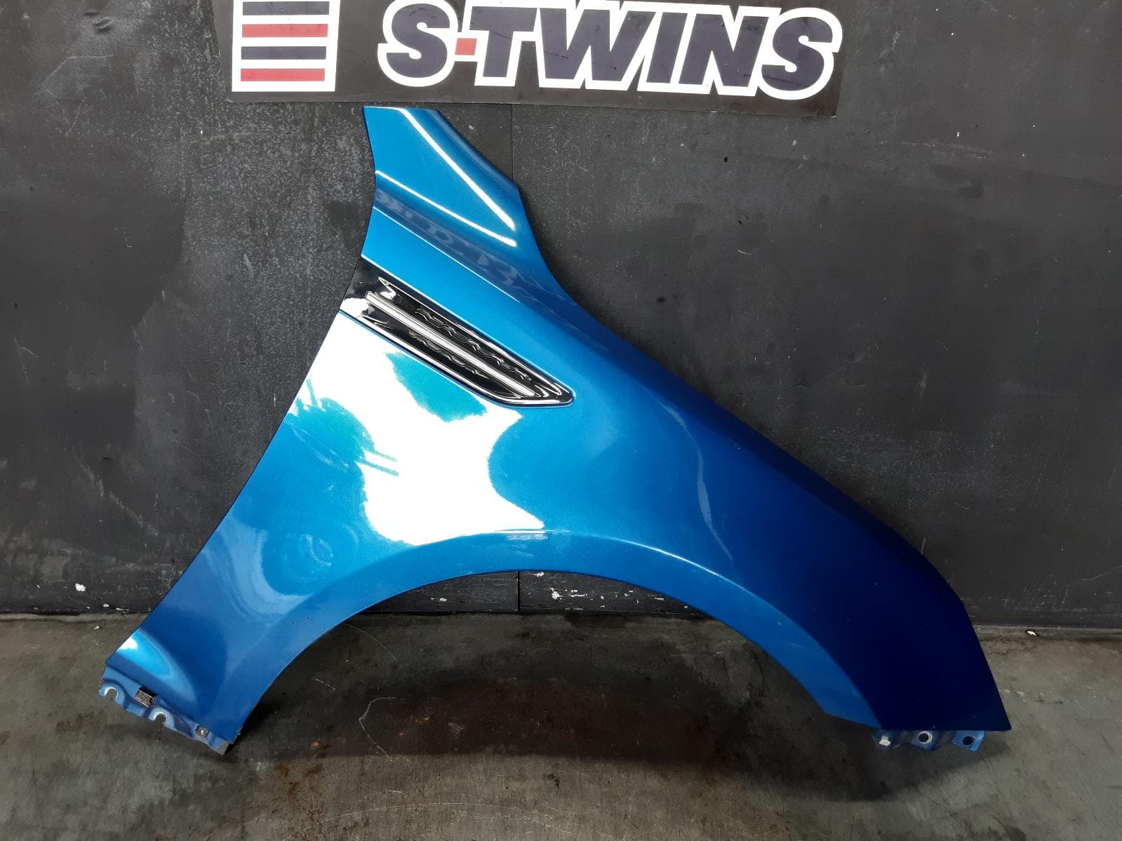 Used auto part listing image: 2014 KIA OPTIMA RIGHT GUARD TF, 01/11-10/15 0000265115