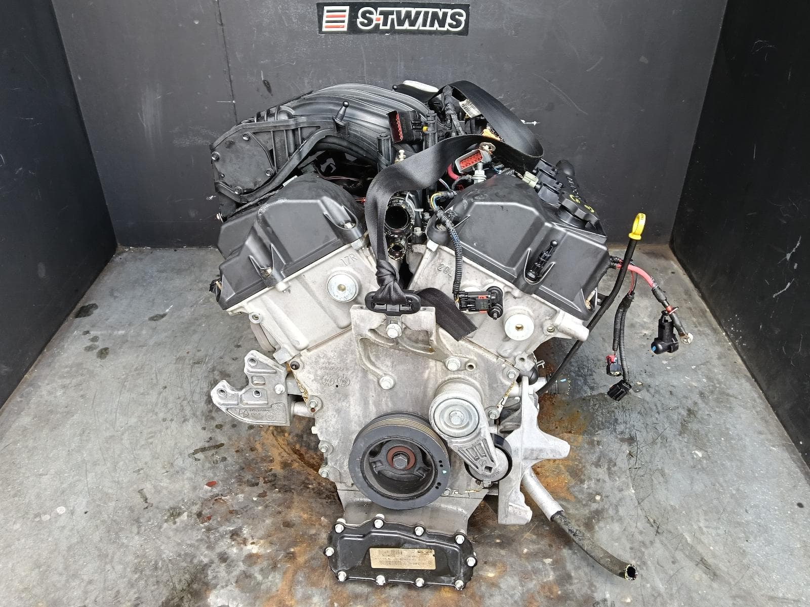 Used auto part listing image: 2010 CHRYSLER SEBRING ENGINE PETROL, 2.7, JS, 05/07-12/11 0000378124