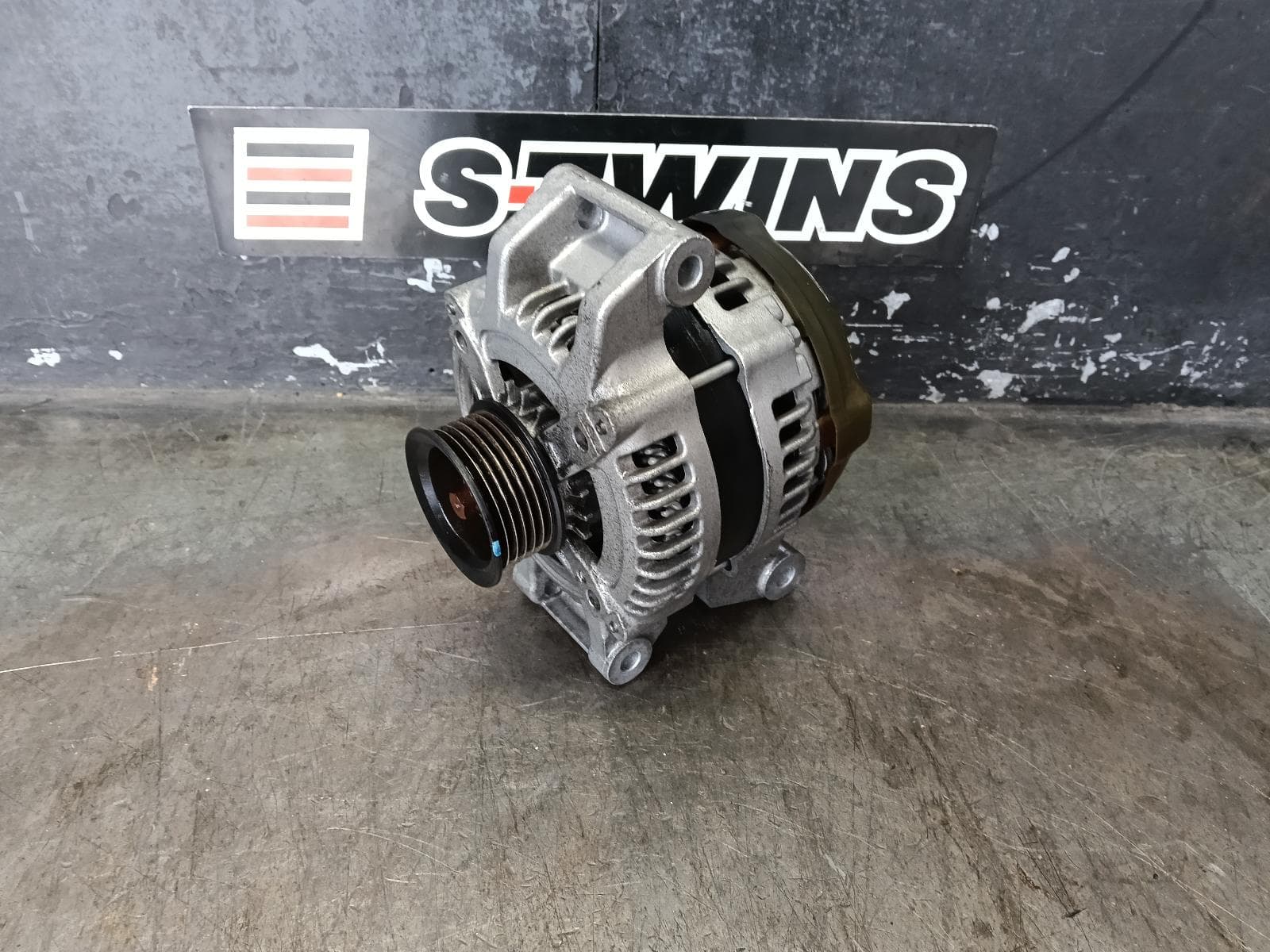 Used auto part listing image: 2010 CHRYSLER SEBRING ALTERNATOR PETROL, 2.7, JS, 05/07-12/11 0000378155