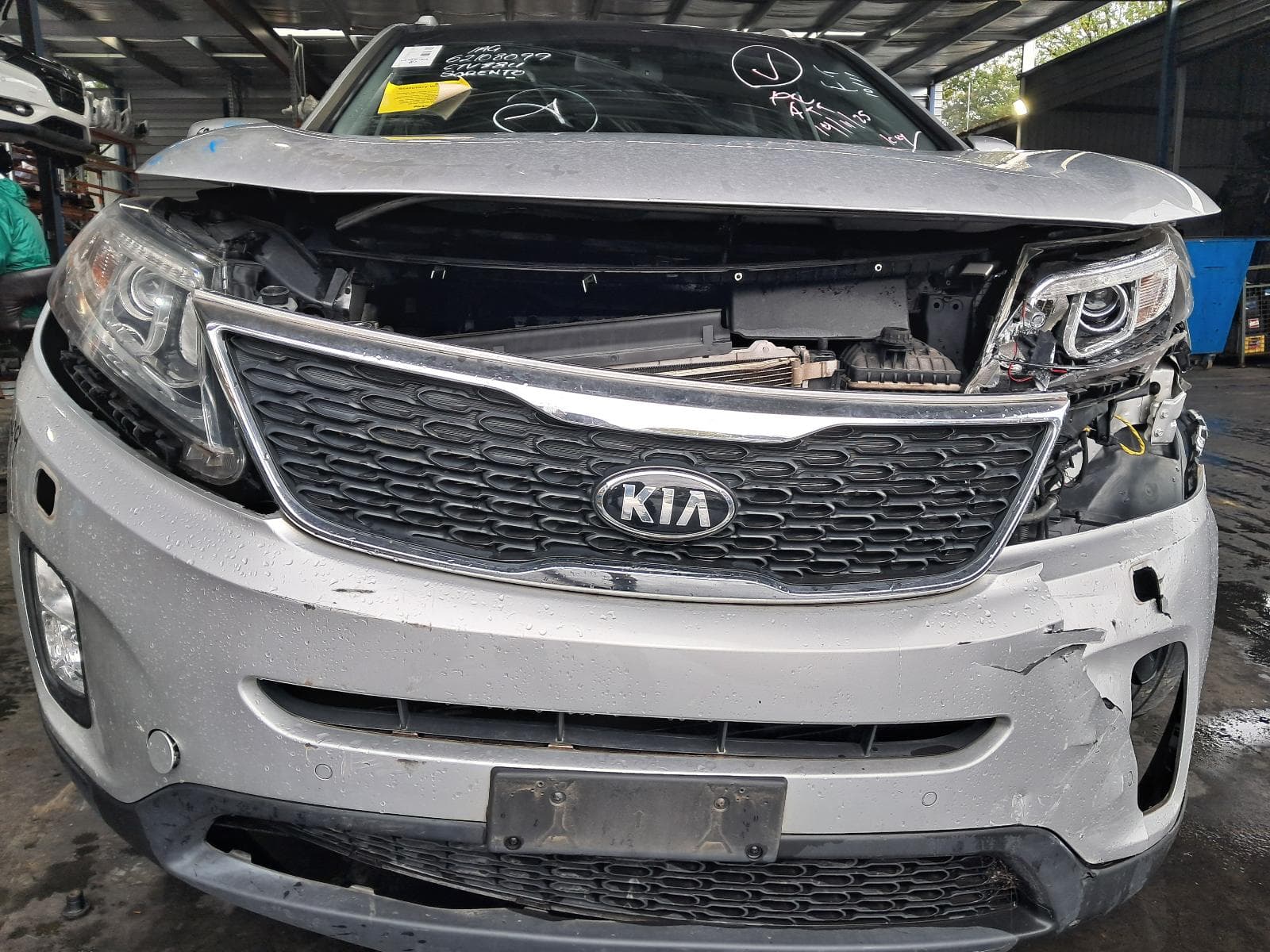 2014 KIA SORENTO 8