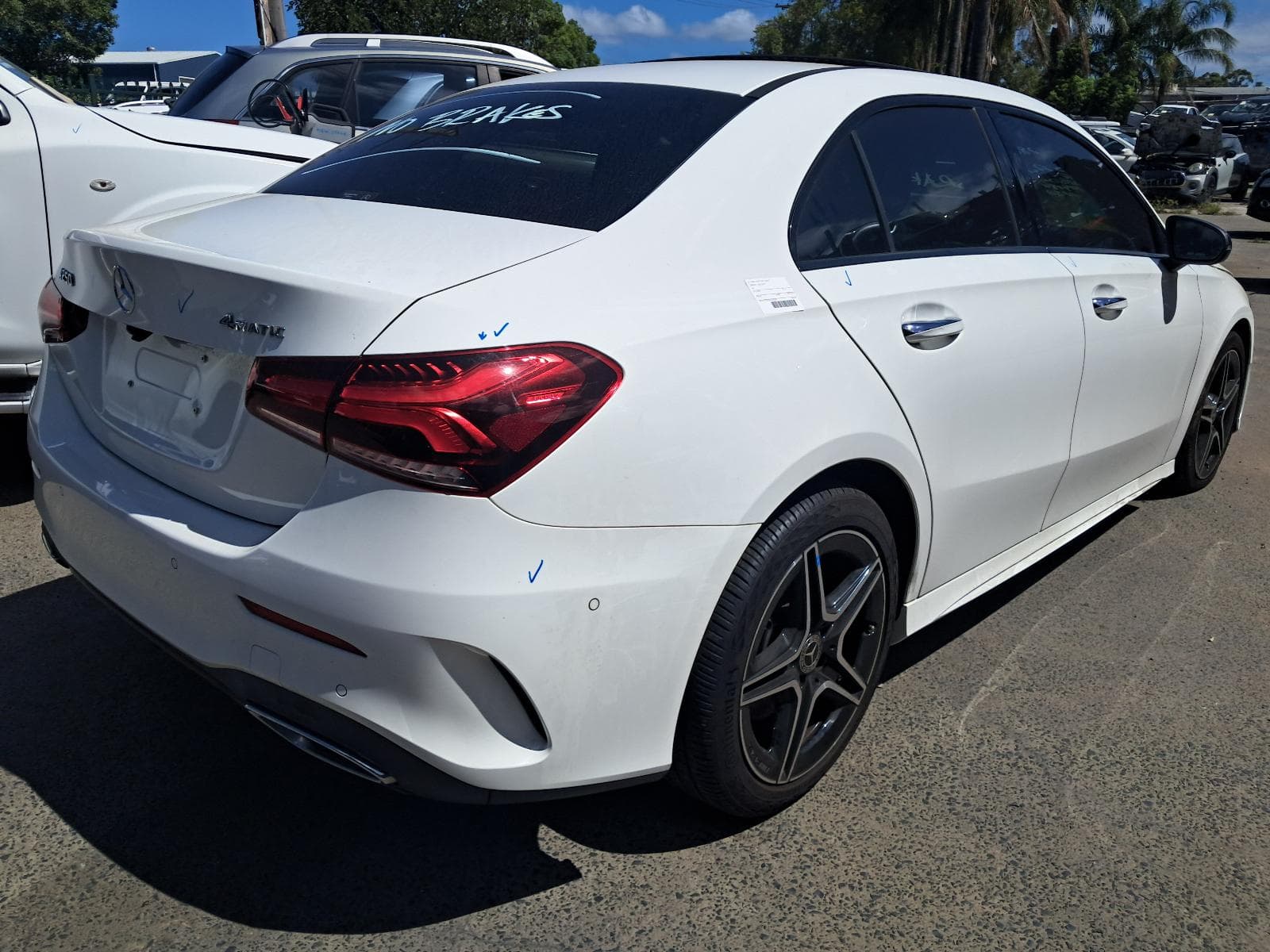 2020 MERCEDES A CLASS 2
