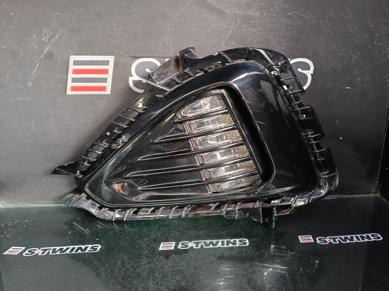 Used auto part listing image: 2018 HYUNDAI SONATA DAYTIME RUNNING LAMP, LF, PREMIUM, 08/17-01/20 0000377804