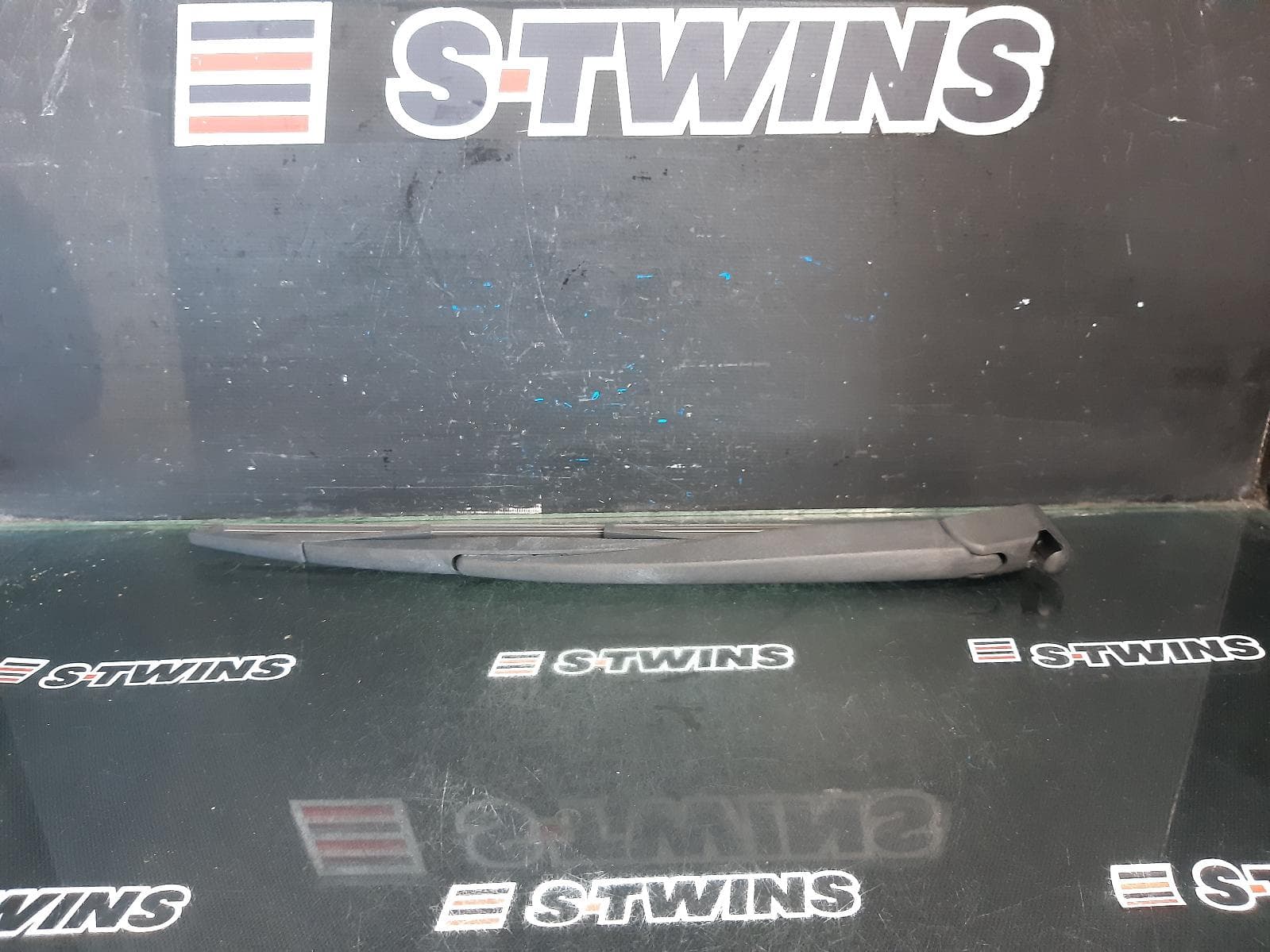 Used auto part listing image: 2020 MG MG3 WIPER ARM SZP1, TAILGATE, 07/16-10/24 0000375846