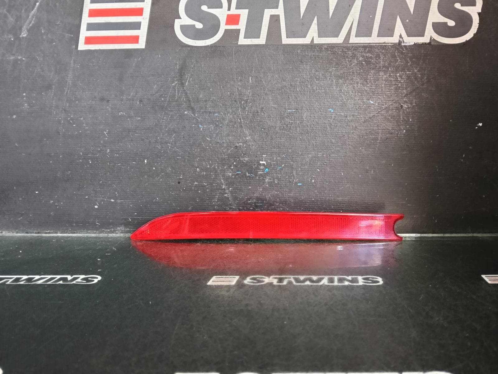 Used auto part listing image: 2022 HYUNDAI TUCSON LEFT TAILLIGHT NX4, IN BUMPER REFLECTOR, N LINE, 02/21-01/24 0000378393