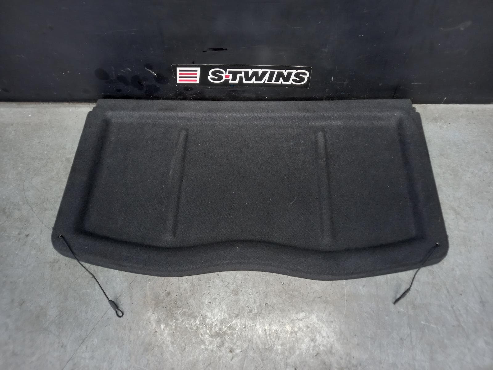 Used auto part listing image: 2016 HYUNDAI ACCENT PARCEL SHELF CARGO BLIND RB, HATCH, 05/11-12/19 0000379253