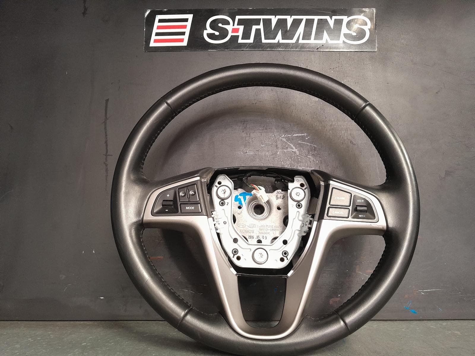 Used auto part listing image: 2016 HYUNDAI ACCENT STEERING WHEEL LEATHER, RB, 07/13-12/19 0000379250