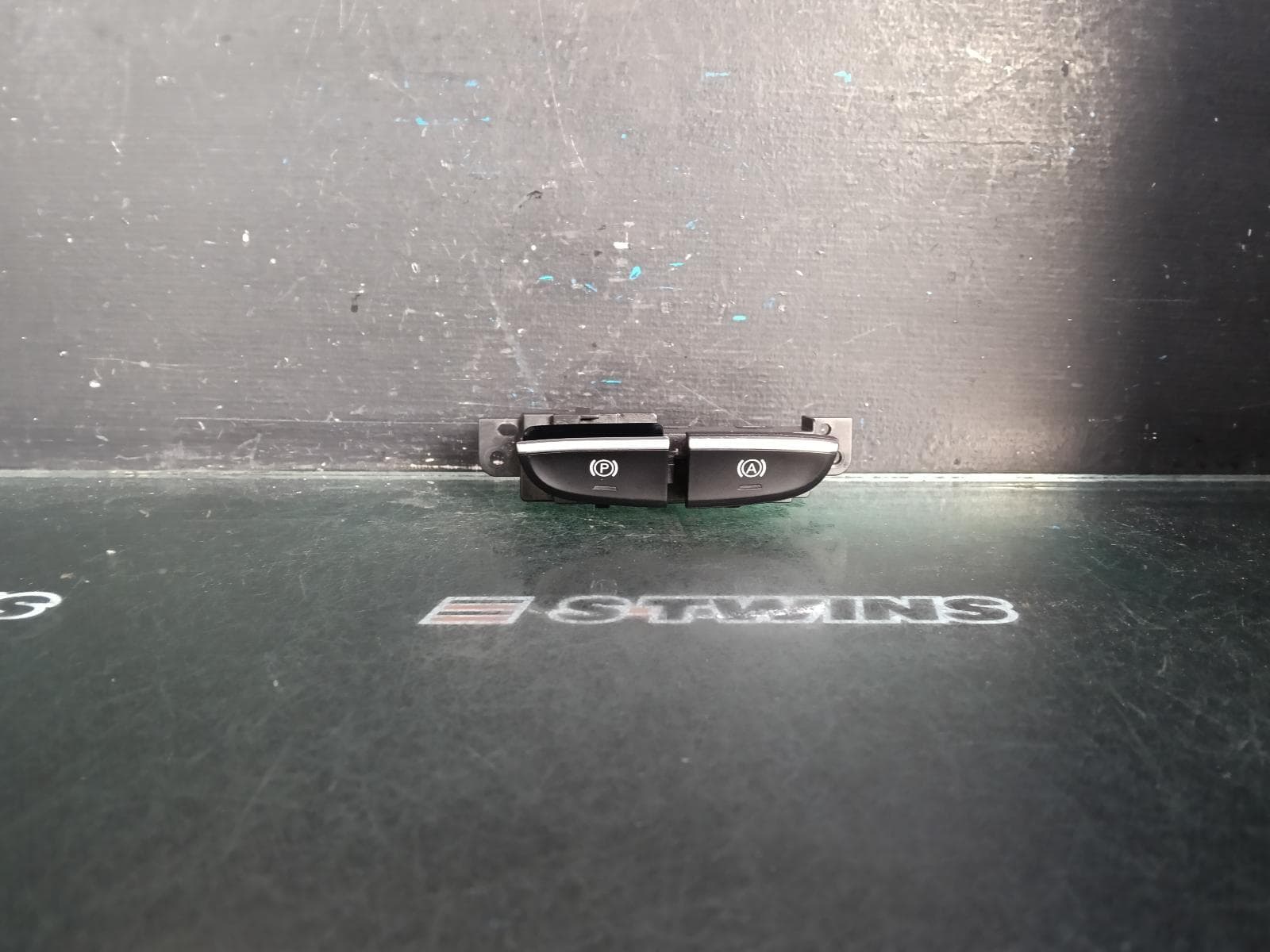 Used auto part listing image: 2021 MG ZS ELECTRIC PARKING SWITCH, AZS1, 09/17- 0000378145
