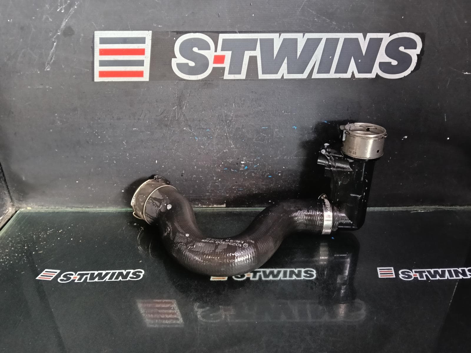 Used auto part listing image: 2019 MG ZS INTERCOOLER TURBO TO INTERCOOLER HOSE/PIPES (RH SIDE), PETROL, 1.0, TURBO, AZS1, 09/17- 0000378002