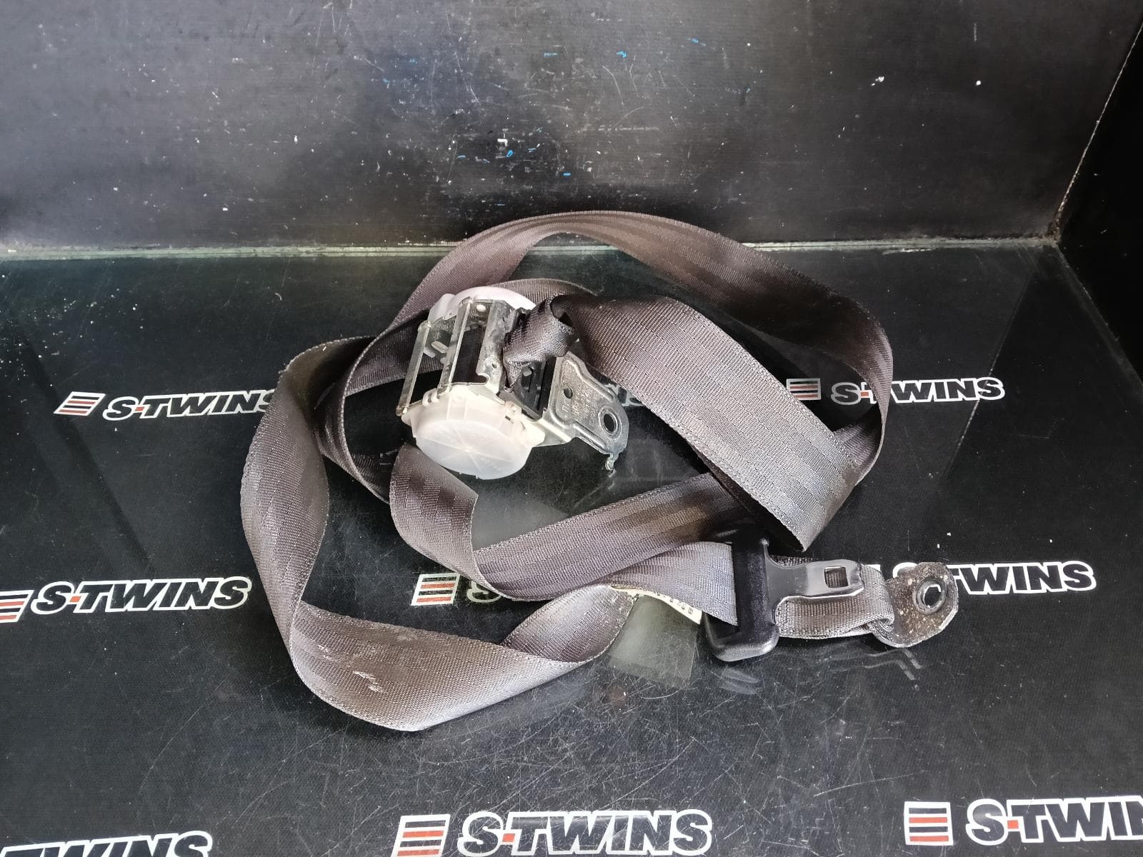 Used auto part listing image: 2014 MITSUBISHI LANCER SEAT BELT STALK RH REAR, SEAT BELT ONLY, CJ, SEDAN, 07/07-10/15 0000378884