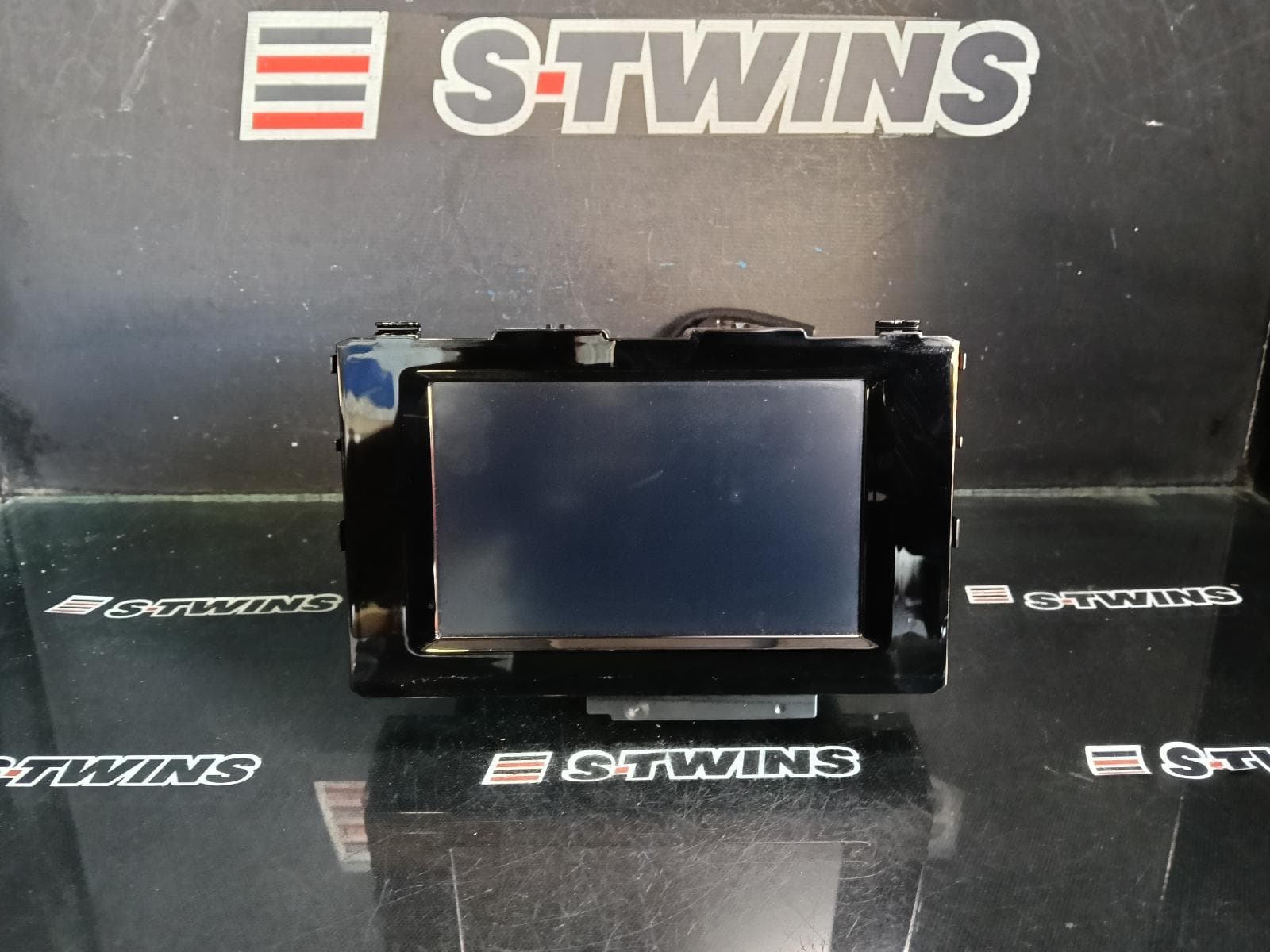 Used auto part listing image: 2018 KIA SPORTAGE DISPLAY UNIT, 7IN NON SAT NAV TYPE, QL, 07/18-08/21 0000379536