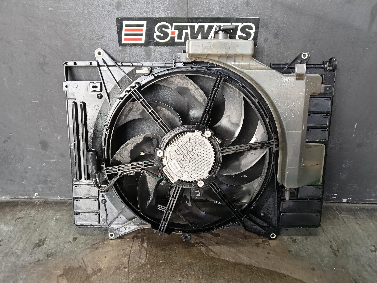Used auto part listing image: 2019 MAZDA CX9 FAN RADIATOR FAN, PETROL, 2.5, TURBO, TC, 07/16-12/24 0000379063