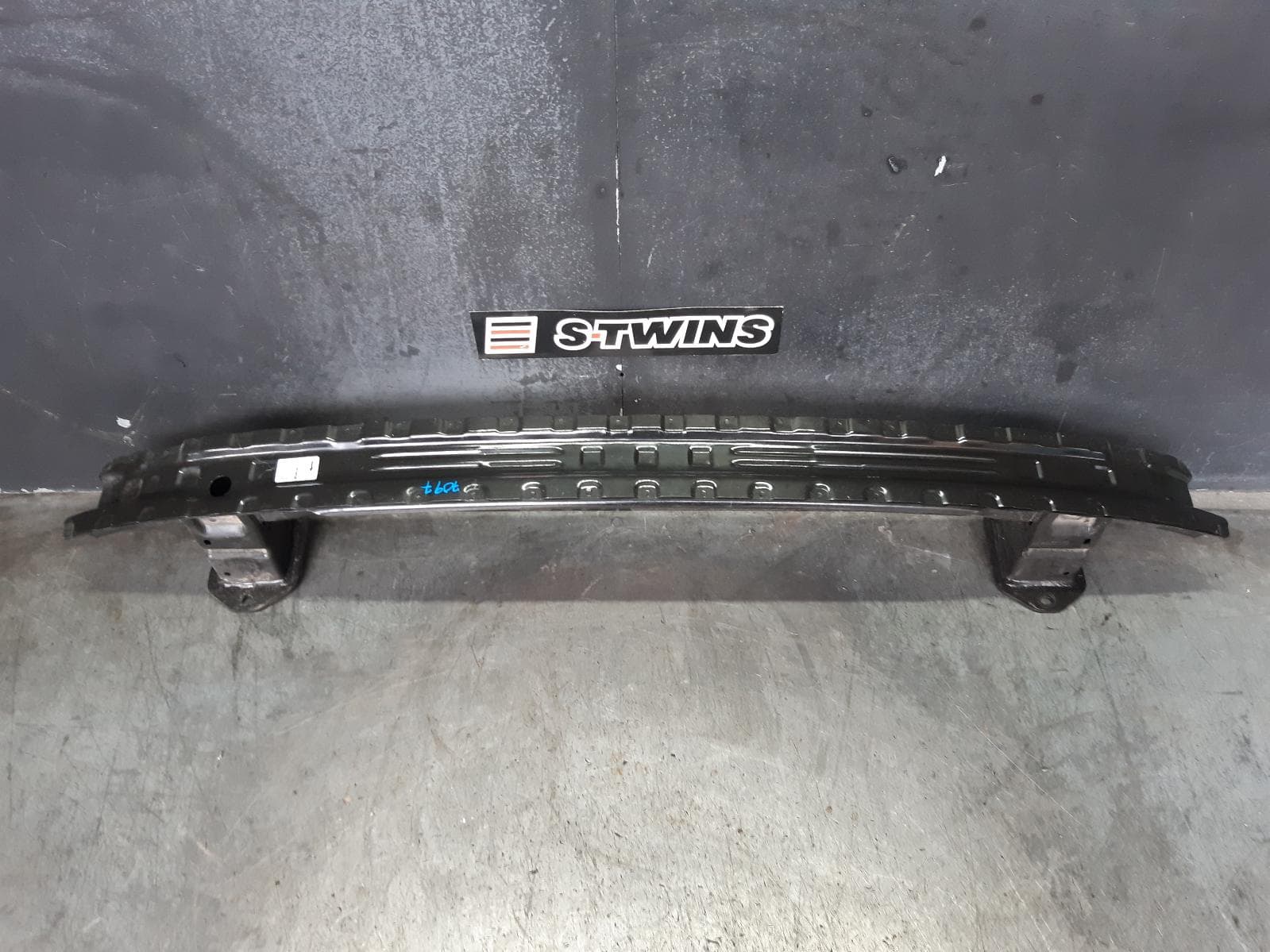 Used auto part listing image: 2017 MERCEDES GLC CLASS R BAR BRACKET REINFO MAIN REINFORCEMENT, X253/C253, 09/15- 0000308786