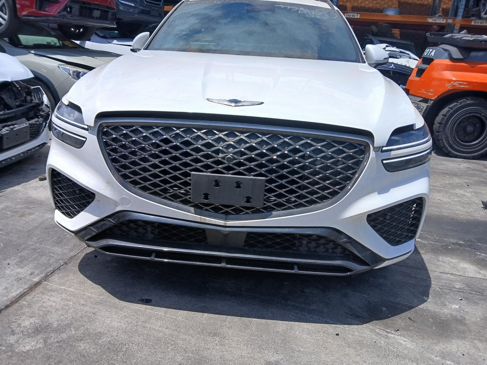 2023 GENESIS GV70 9
