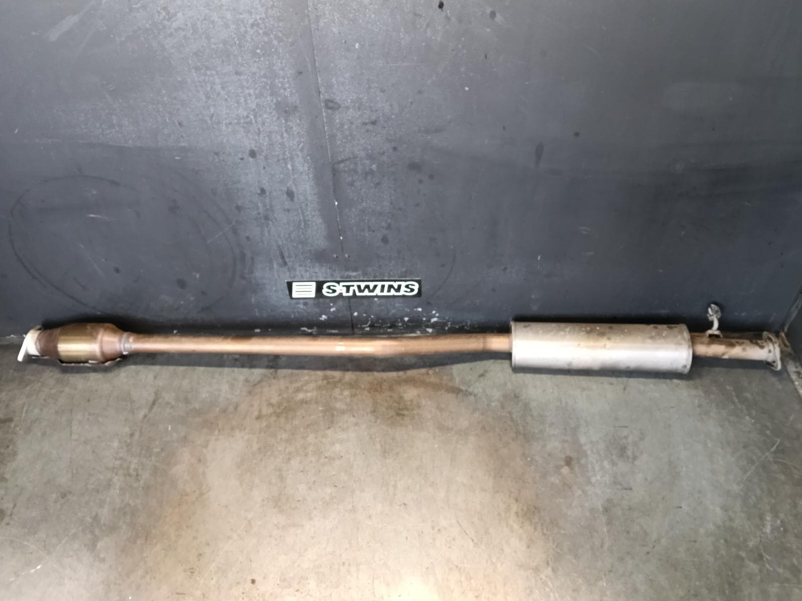 Used auto part listing image: 2018 KIA SPORTAGE CATALYTIC CONVERTER UNDER CAR-CAT TYPE, 2.0, PETROL, QL, 10/15-08/21 0000379516