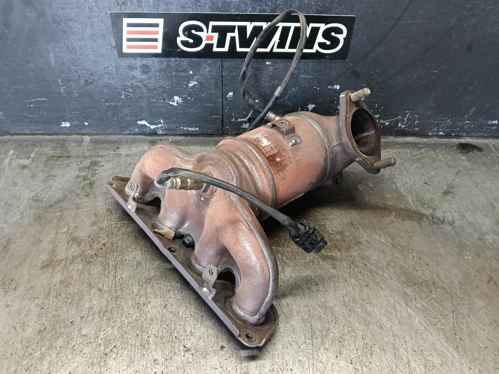 Used auto part listing image: 2018 KIA SPORTAGE CATALYTIC CONVERTER MANIFOLD-CAT TYPE, 2.0, PETROL, QL, 10/15-08/21 0000379517