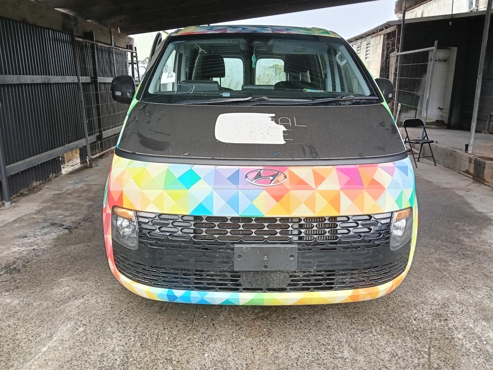 2022 HYUNDAI STARIA 8