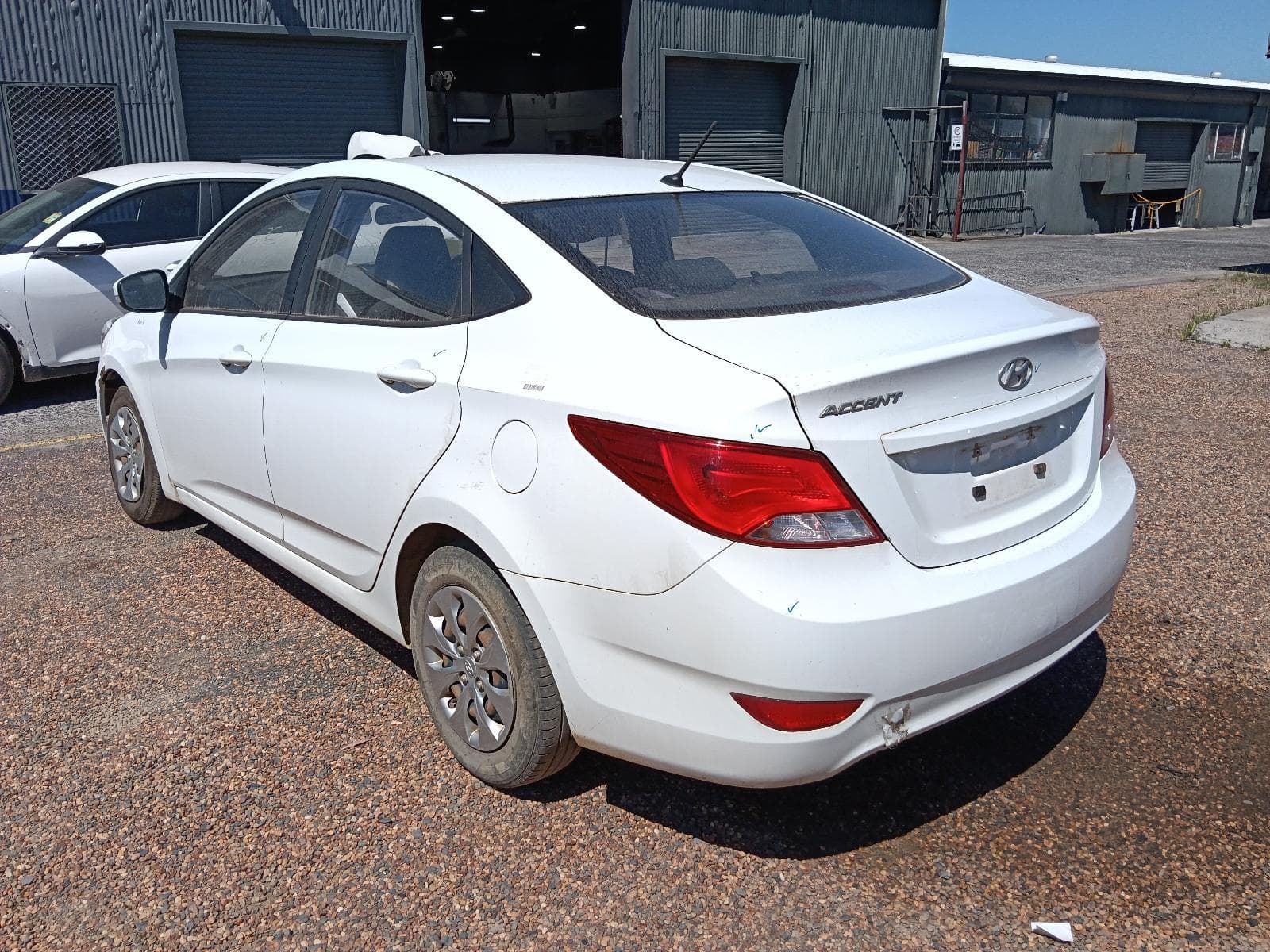 2016 HYUNDAI ACCENT 5