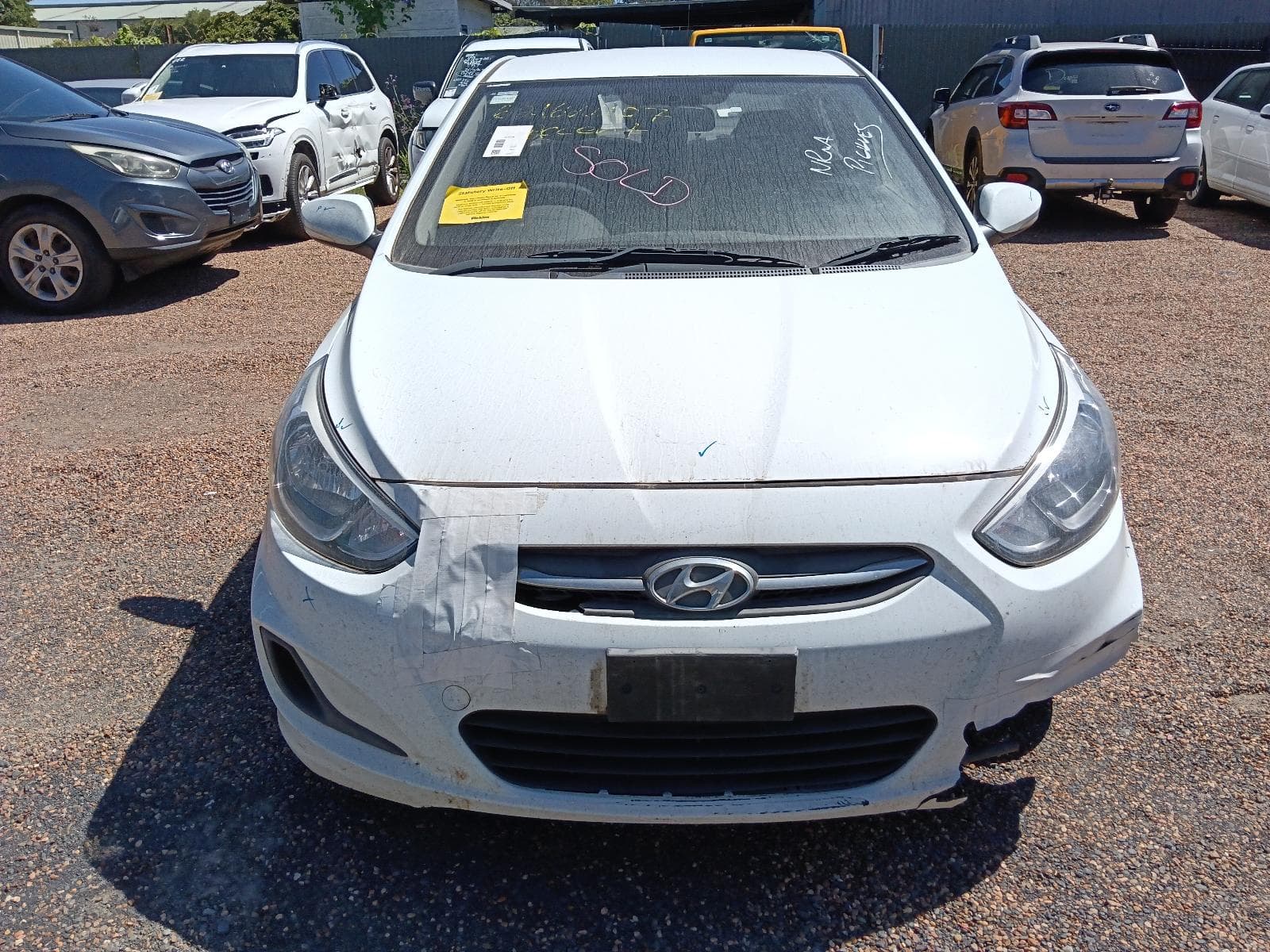 2016 HYUNDAI ACCENT 10