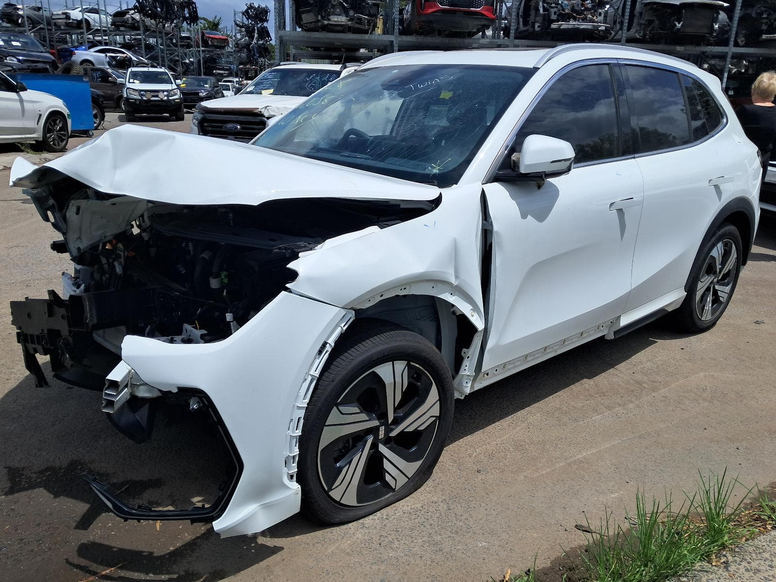 2025 GEELY EX5 3