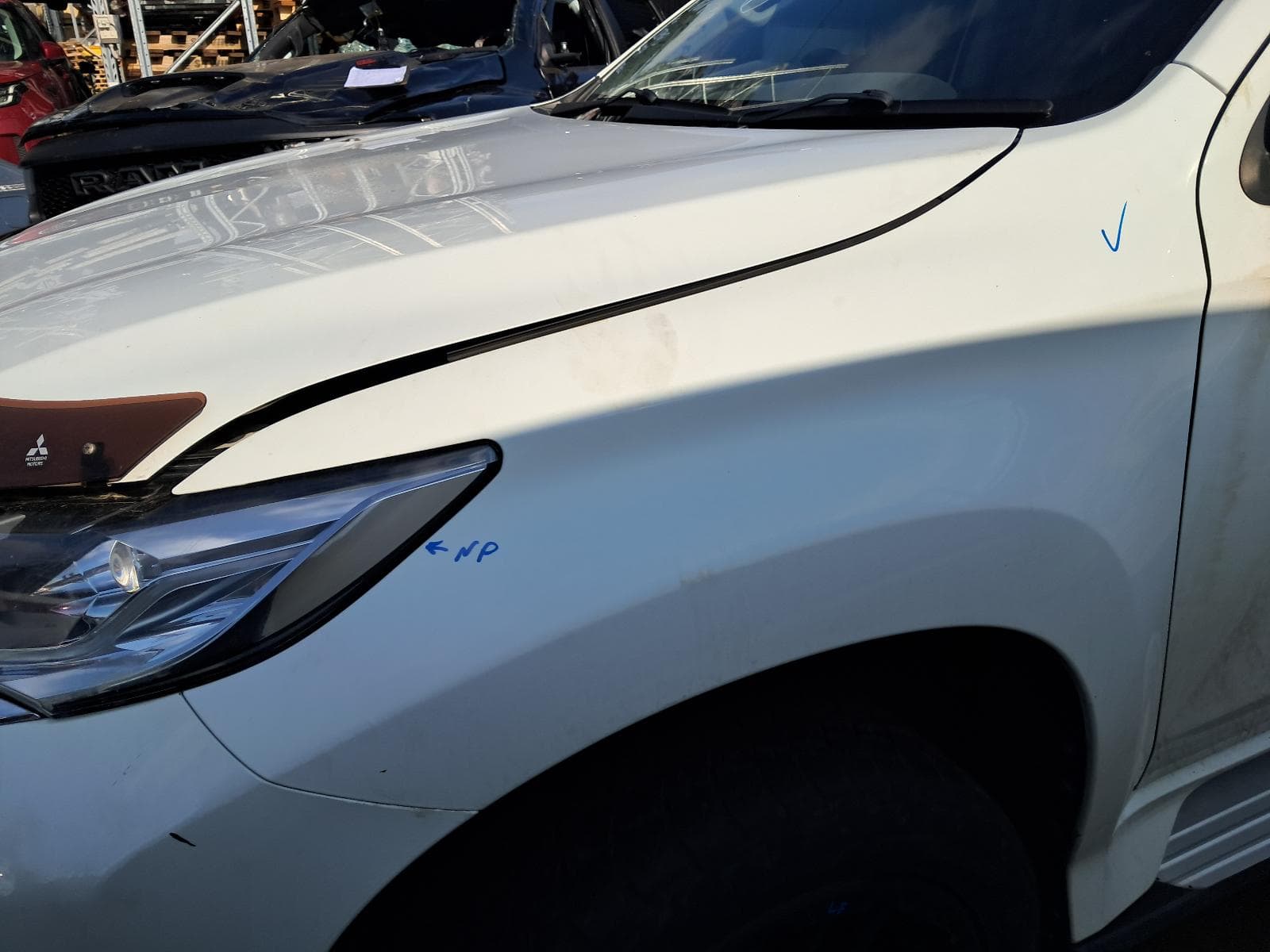 2019 MITSUBISHI PAJERO 12