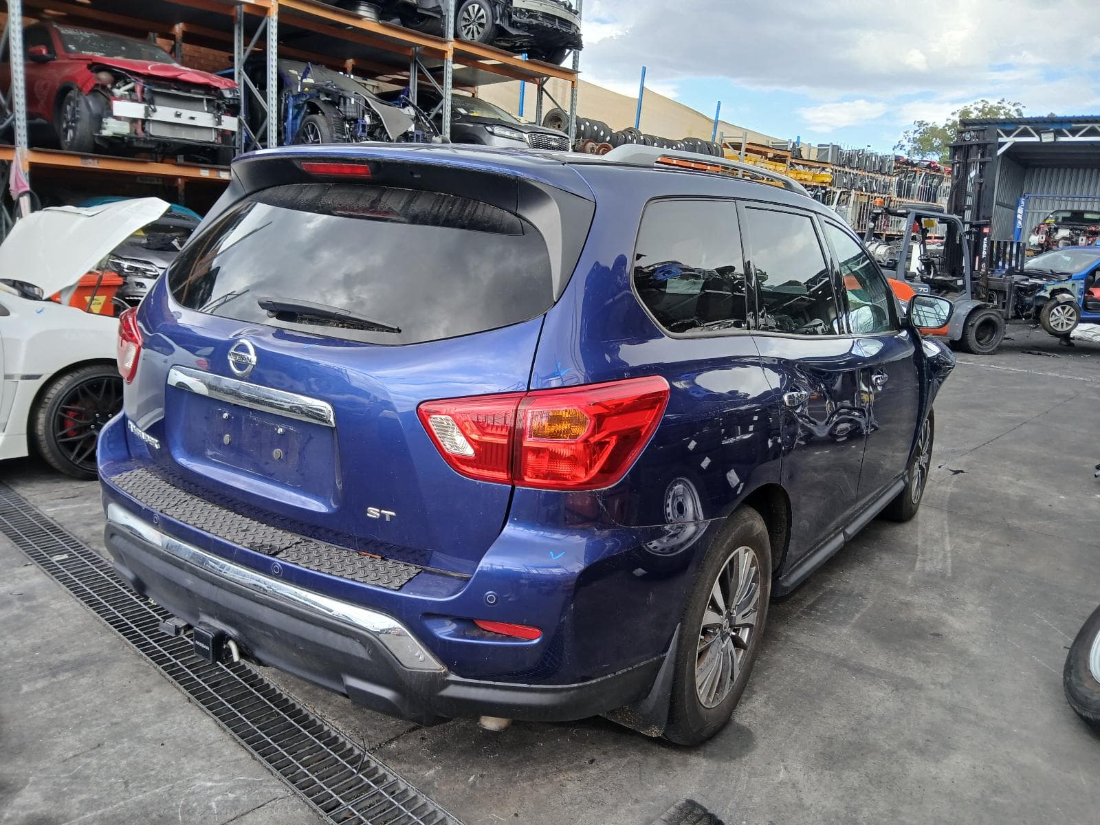 2019 NISSAN PATHFINDER 3