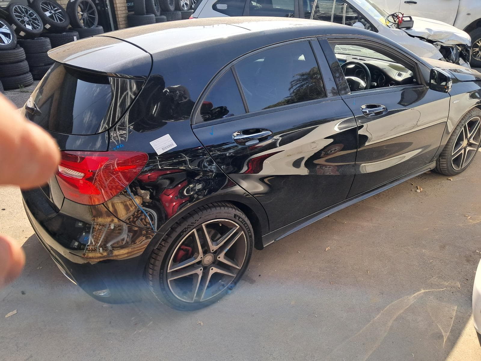 2016 MERCEDES A CLASS 4